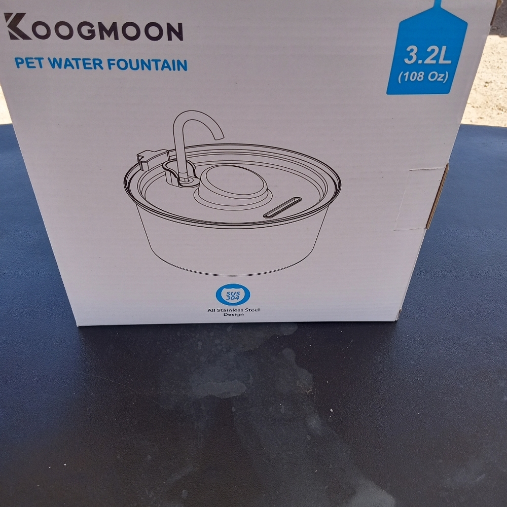 Koogmoon Pet Water Fountain (3.2L/108 Oz) NEW